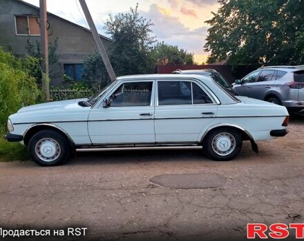 Білий Мерседес Е-Клас, об'ємом двигуна 2.4 л та пробігом 0 тис. км за 1800 $, фото 3 на Automoto.ua