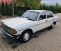 Білий Мерседес Е-Клас, об'ємом двигуна 2 л та пробігом 375 тис. км за 2700 $, фото 1 на Automoto.ua