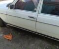 Белый Мерседес Е-Класс, объемом двигателя 3 л и пробегом 500 тыс. км за 2000 $, фото 1 на Automoto.ua
