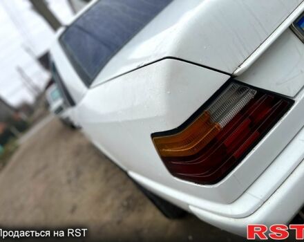 Білий Мерседес Е-Клас, об'ємом двигуна 2.3 л та пробігом 100 тис. км за 1650 $, фото 3 на Automoto.ua