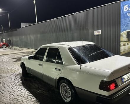 Білий Мерседес Е-Клас, об'ємом двигуна 2.3 л та пробігом 610 тис. км за 2000 $, фото 2 на Automoto.ua