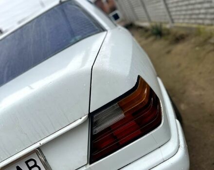 Білий Мерседес Е-Клас, об'ємом двигуна 2.3 л та пробігом 100 тис. км за 1650 $, фото 6 на Automoto.ua