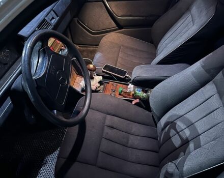 Білий Мерседес Е-Клас, об'ємом двигуна 2.3 л та пробігом 610 тис. км за 2000 $, фото 8 на Automoto.ua