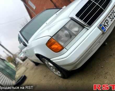 Білий Мерседес Е-Клас, об'ємом двигуна 2.3 л та пробігом 100 тис. км за 1650 $, фото 1 на Automoto.ua