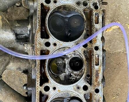 Білий Мерседес Е-Клас, об'ємом двигуна 2 л та пробігом 100 тис. км за 600 $, фото 1 на Automoto.ua