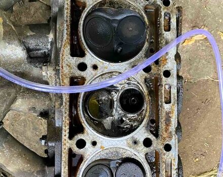 Білий Мерседес Е-Клас, об'ємом двигуна 2 л та пробігом 100 тис. км за 600 $, фото 5 на Automoto.ua