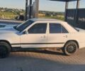 Белый Мерседес Е-Класс, объемом двигателя 2 л и пробегом 300 тыс. км за 850 $, фото 8 на Automoto.ua
