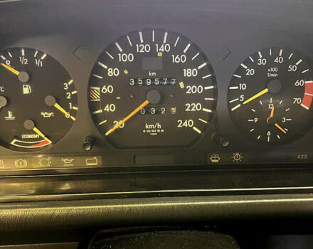 Білий Мерседес Е-Клас, об'ємом двигуна 2.3 л та пробігом 359 тис. км за 2100 $, фото 4 на Automoto.ua