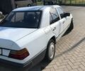 Мерседес Е-Класс 1987 в Тячеве на Automoto.ua Белый Мерседес Е-Класс, объемом двигателя 2.5 л и пробегом 770 тыс. км за 2500 $, фото 5 на Automoto.ua