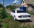 Белый Мерседес Е-Класс, объемом двигателя 2.5 л и пробегом 350 тыс. км за 2000 $, фото 4 на Automoto.ua