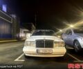 Белый Мерседес Е-Класс, объемом двигателя 2.3 л и пробегом 302 тыс. км за 1800 $, фото 1 на Automoto.ua