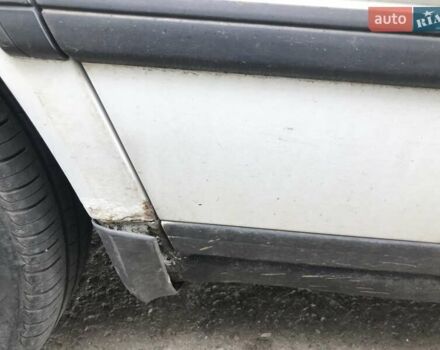 Білий Мерседес Е-Клас, об'ємом двигуна 2.3 л та пробігом 500 тис. км за 2200 $, фото 3 на Automoto.ua