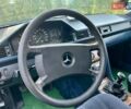 Белый Мерседес Е-Класс, объемом двигателя 2.3 л и пробегом 420 тыс. км за 1900 $, фото 53 на Automoto.ua