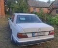 Белый Мерседес Е-Класс, объемом двигателя 2.6 л и пробегом 200 тыс. км за 2800 $, фото 2 на Automoto.ua
