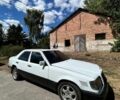 Білий Мерседес Е-Клас, об'ємом двигуна 3 л та пробігом 400 тис. км за 2197 $, фото 4 на Automoto.ua