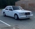 Білий Мерседес Е-Клас, об'ємом двигуна 2.5 л та пробігом 334 тис. км за 2000 $, фото 2 на Automoto.ua