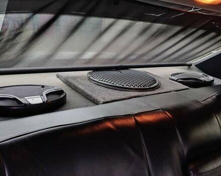 Белый Мерседес Е-Класс, объемом двигателя 2 л и пробегом 200 тыс. км за 4700 $, фото 7 на Automoto.ua