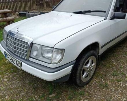 Белый Мерседес Е-Класс, объемом двигателя 2 л и пробегом 200 тыс. км за 4700 $, фото 6 на Automoto.ua