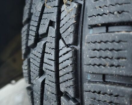 Белый Мерседес Е-Класс, объемом двигателя 2 л и пробегом 357 тыс. км за 1700 $, фото 16 на Automoto.ua