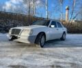 Белый Мерседес Е-Класс, объемом двигателя 2.2 л и пробегом 400 тыс. км за 2200 $, фото 1 на Automoto.ua
