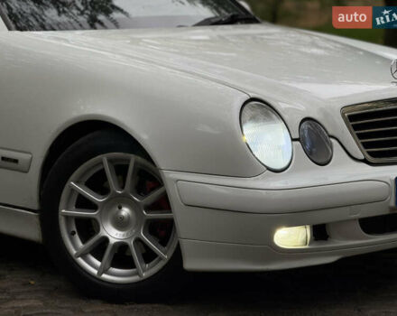 Белый Мерседес Е-Класс, объемом двигателя 3.22 л и пробегом 338 тыс. км за 4300 $, фото 14 на Automoto.ua