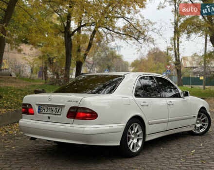 Белый Мерседес Е-Класс, объемом двигателя 3.22 л и пробегом 338 тыс. км за 4300 $, фото 12 на Automoto.ua