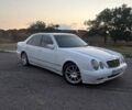 Белый Мерседес Е-Класс, объемом двигателя 3.2 л и пробегом 250 тыс. км за 4500 $, фото 6 на Automoto.ua