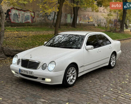 Белый Мерседес Е-Класс, объемом двигателя 3.22 л и пробегом 338 тыс. км за 4300 $, фото 29 на Automoto.ua