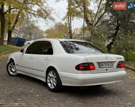 Белый Мерседес Е-Класс, объемом двигателя 3.22 л и пробегом 338 тыс. км за 4300 $, фото 8 на Automoto.ua