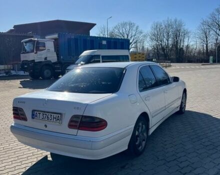 Білий Мерседес Е-Клас, об'ємом двигуна 2.2 л та пробігом 304 тис. км за 3700 $, фото 4 на Automoto.ua