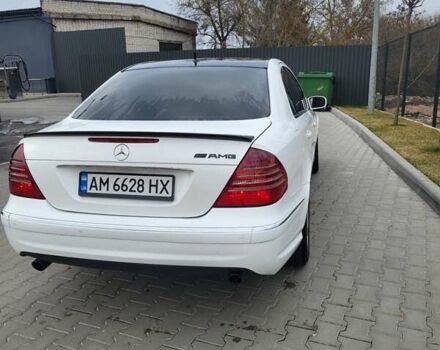 Белый Мерседес Е-Класс, объемом двигателя 2.15 л и пробегом 433 тыс. км за 6900 $, фото 7 на Automoto.ua