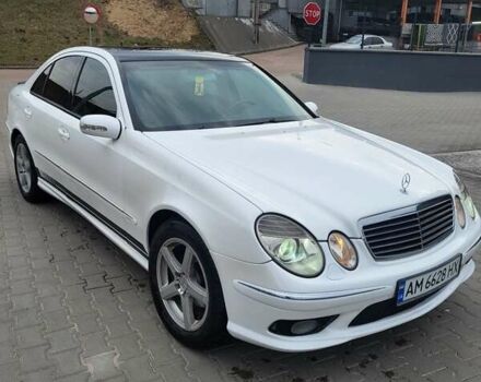 Белый Мерседес Е-Класс, объемом двигателя 2.15 л и пробегом 433 тыс. км за 6900 $, фото 4 на Automoto.ua
