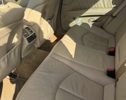 Білий Мерседес Е-Клас, об'ємом двигуна 5.5 л та пробігом 173 тис. км за 15000 $, фото 43 на Automoto.ua