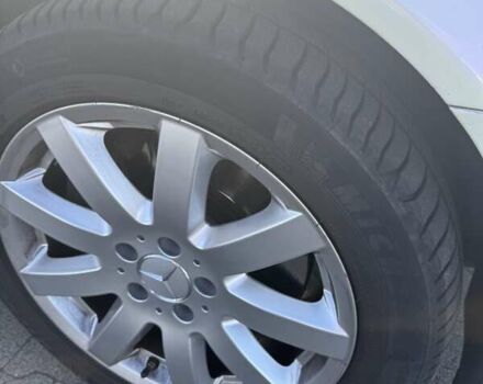 Білий Мерседес Е-Клас, об'ємом двигуна 5.5 л та пробігом 173 тис. км за 15000 $, фото 74 на Automoto.ua