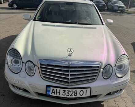 Білий Мерседес Е-Клас, об'ємом двигуна 5.5 л та пробігом 173 тис. км за 15000 $, фото 6 на Automoto.ua