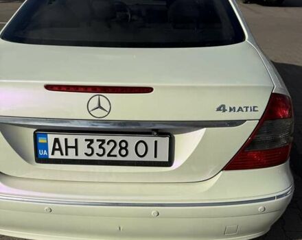 Білий Мерседес Е-Клас, об'ємом двигуна 5.5 л та пробігом 173 тис. км за 15000 $, фото 14 на Automoto.ua