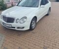 Белый Мерседес Е-Класс, объемом двигателя 1.8 л и пробегом 350 тыс. км за 7200 $, фото 5 на Automoto.ua