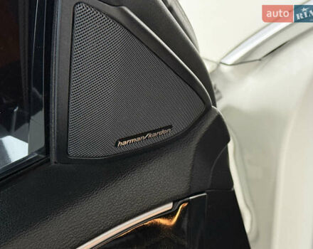 Белый Мерседес Е-Класс, объемом двигателя 5.5 л и пробегом 184 тыс. км за 13900 $, фото 16 на Automoto.ua