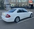 Белый Мерседес Е-Класс, объемом двигателя 2.1 л и пробегом 293 тыс. км за 12500 $, фото 8 на Automoto.ua
