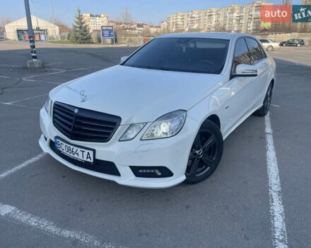 Белый Мерседес Е-Класс, объемом двигателя 2.14 л и пробегом 321 тыс. км за 11300 $, фото 29 на Automoto.ua