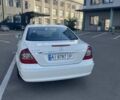 Белый Мерседес Е-Класс, объемом двигателя 2.1 л и пробегом 293 тыс. км за 12500 $, фото 12 на Automoto.ua