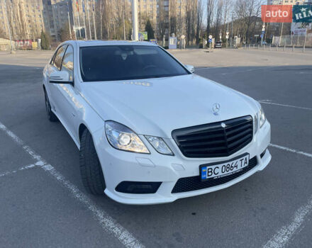 Белый Мерседес Е-Класс, объемом двигателя 2.14 л и пробегом 321 тыс. км за 11300 $, фото 53 на Automoto.ua
