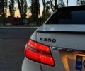 Білий Мерседес Е-Клас, об'ємом двигуна 5.46 л та пробігом 193 тис. км за 14000 $, фото 5 на Automoto.ua