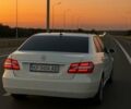 Мерседес Е-Клас 2010 у Запоріжжя на Automoto.ua Білий Мерседес Е-Клас, об'ємом двигуна 2.2 л та пробігом 254 тис. км за 13200 $, фото 19 на Automoto.ua