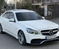Белый Мерседес Е-Класс, объемом двигателя 2.1 л и пробегом 237 тыс. км за 14700 $, фото 1 на Automoto.ua
