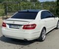 Белый Мерседес Е-Класс, объемом двигателя 3 л и пробегом 260 тыс. км за 14000 $, фото 6 на Automoto.ua