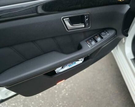 Білий Мерседес Е-Клас, об'ємом двигуна 2.14 л та пробігом 288 тис. км за 10800 $, фото 16 на Automoto.ua