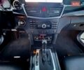Белый Мерседес Е-Класс, объемом двигателя 2.1 л и пробегом 225 тыс. км за 13700 $, фото 57 на Automoto.ua