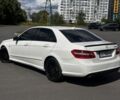Белый Мерседес Е-Класс, объемом двигателя 1.8 л и пробегом 250 тыс. км за 10098 $, фото 2 на Automoto.ua