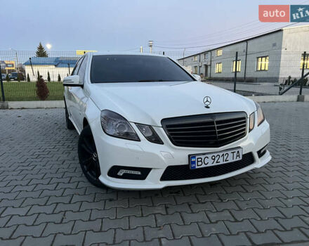 Белый Мерседес Е-Класс, объемом двигателя 2.14 л и пробегом 283 тыс. км за 13900 $, фото 63 на Automoto.ua